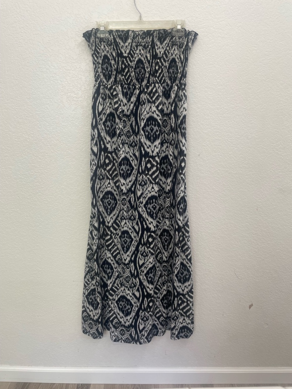 OP Smocked Black and White Print Strapless Maxi Dress Size L (11-13)